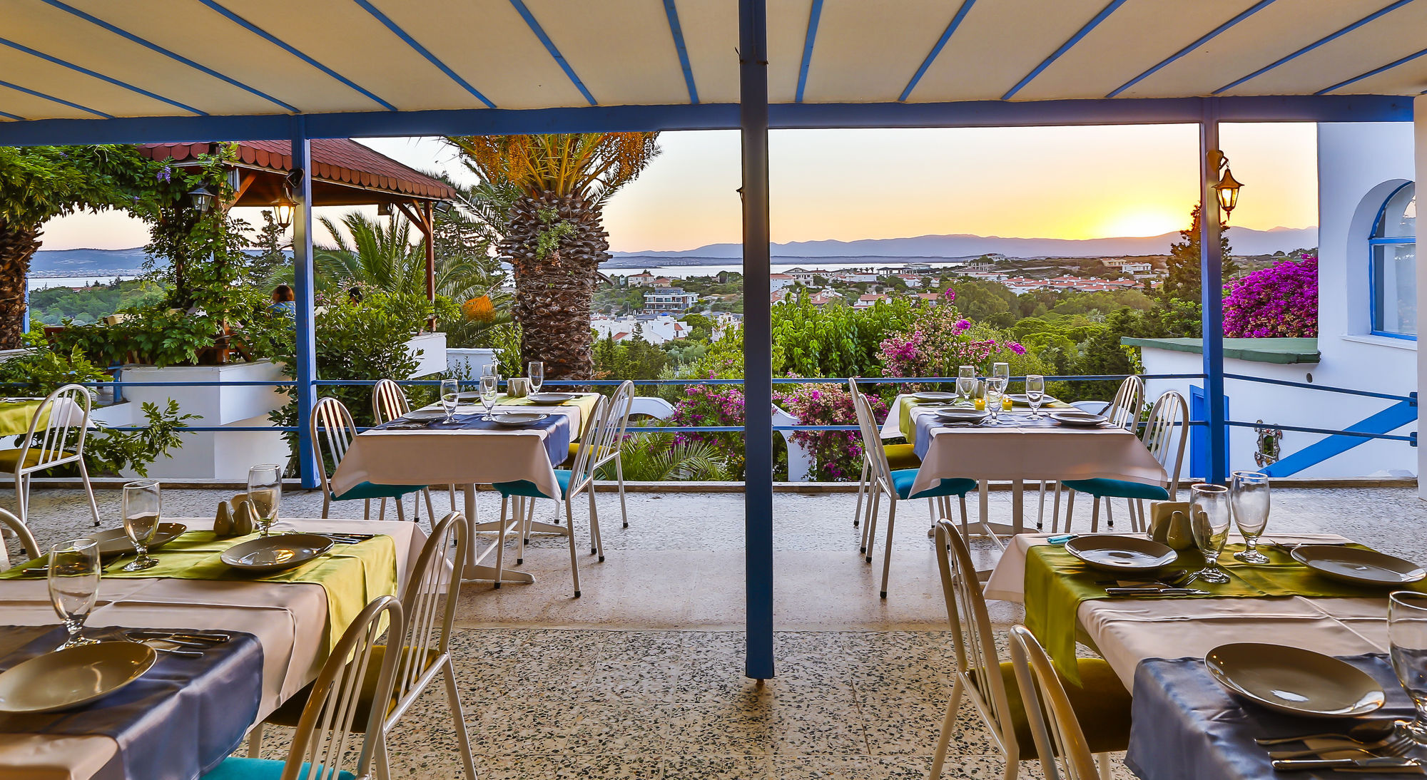 Pasalimani Hotel Çeşme Exterior photo